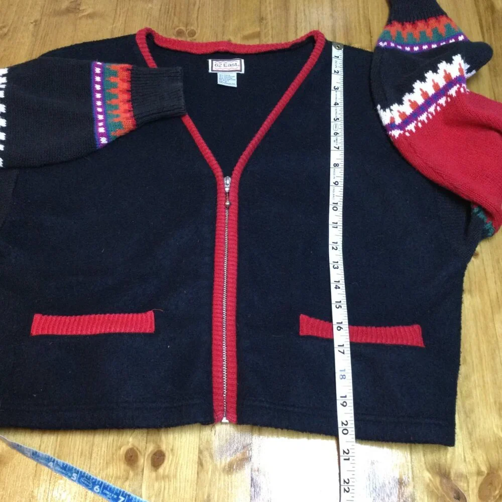 Vintage 90s 62 East Womens Aztec Cardigan Sweater Zip Front Black Red Western M
